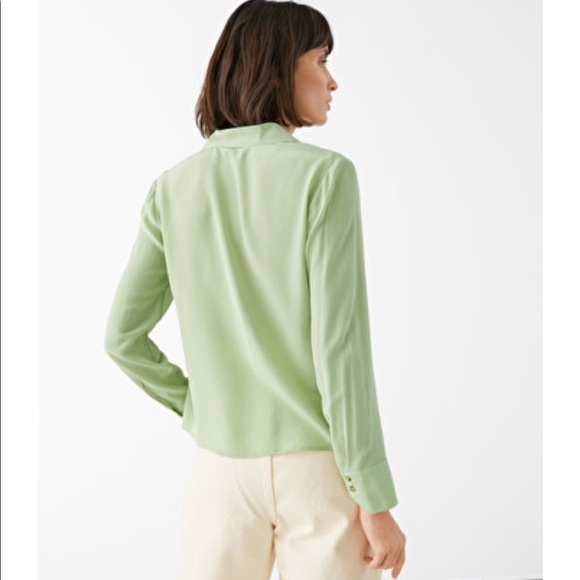 PINK & other stories v-cut silk button up blouse - Picture 4 of 9